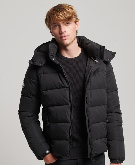 5 Reasons Why You Should Include Men’s Puffer Jacket In Your Winter Wardrobe